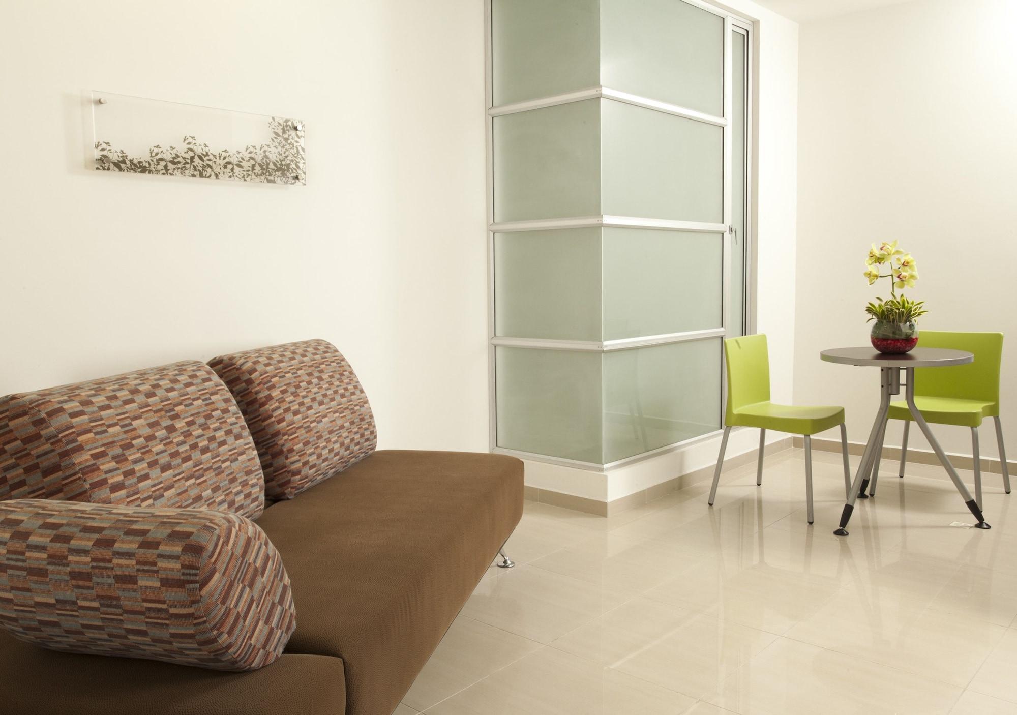 San Simon Hotel Pereira By Soratama Екстериор снимка A room with a vinyl floor